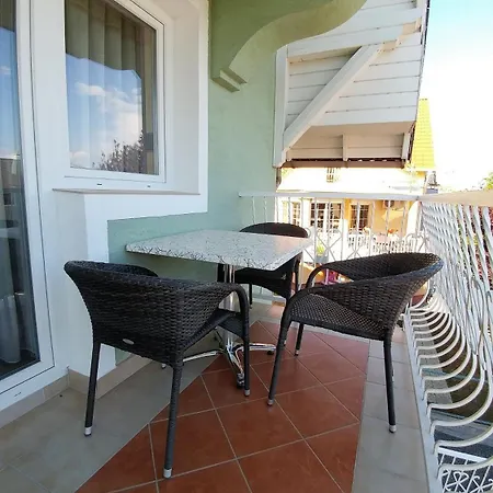 Zoeld Vendeghaz Homestay *