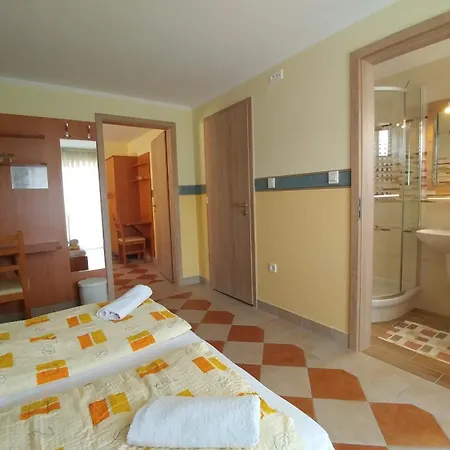 Homestay Zoeld Vendeghaz *