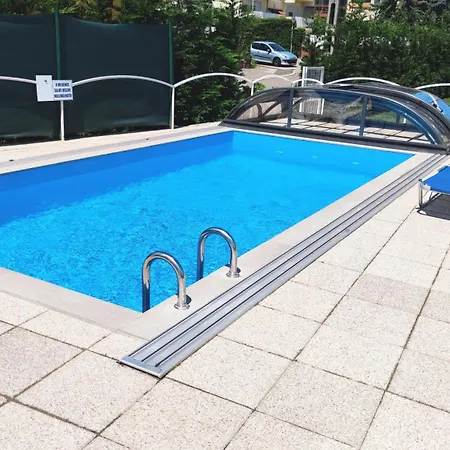 Zoeld Vendeghaz Homestay Balatonfured